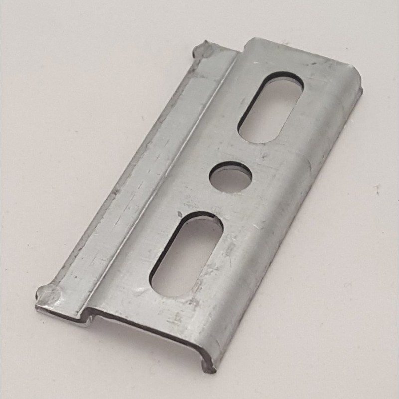 Závesný plech CAMAR 60x28